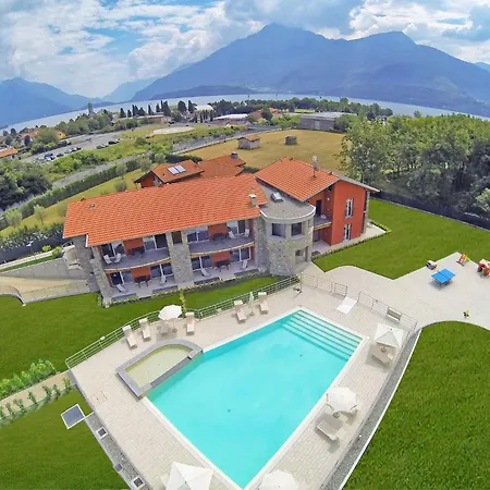 Paradiso 4*