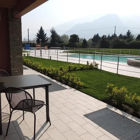 Paradiso 4*