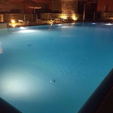 Paradiso Ξενοδοχείο με διαμερίσματα 4*