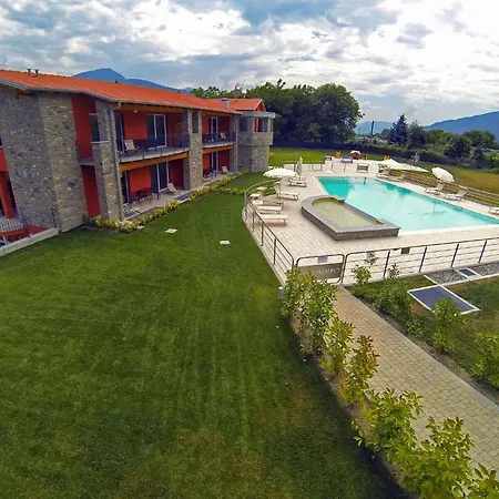 Paradiso 4* Gravedona